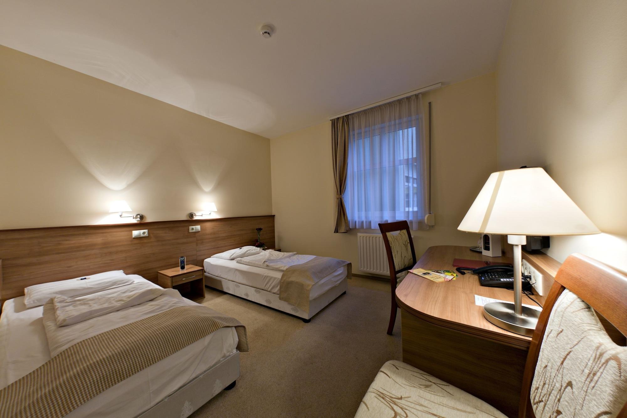 Hotel Civitas Sopron Eksteriør bilde