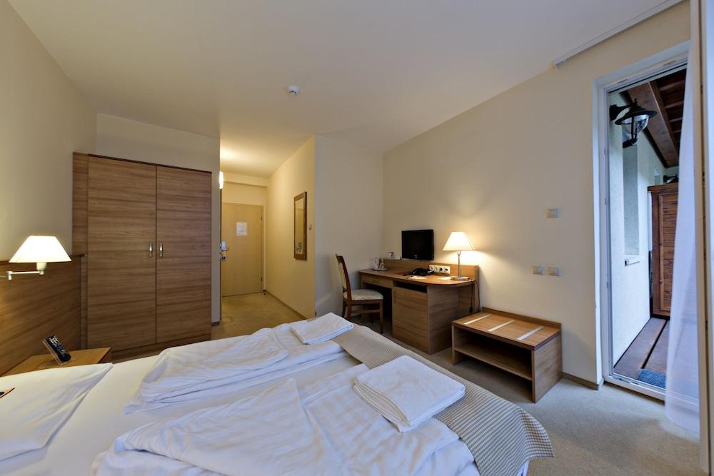 Hotel Civitas Sopron Eksteriør bilde