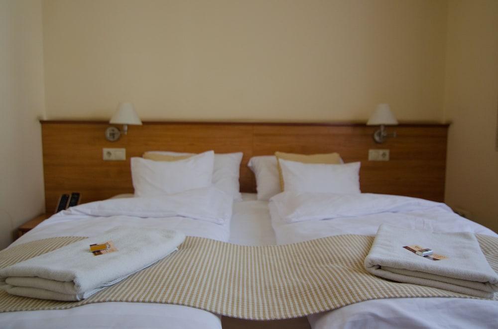 Hotel Civitas Sopron Eksteriør bilde