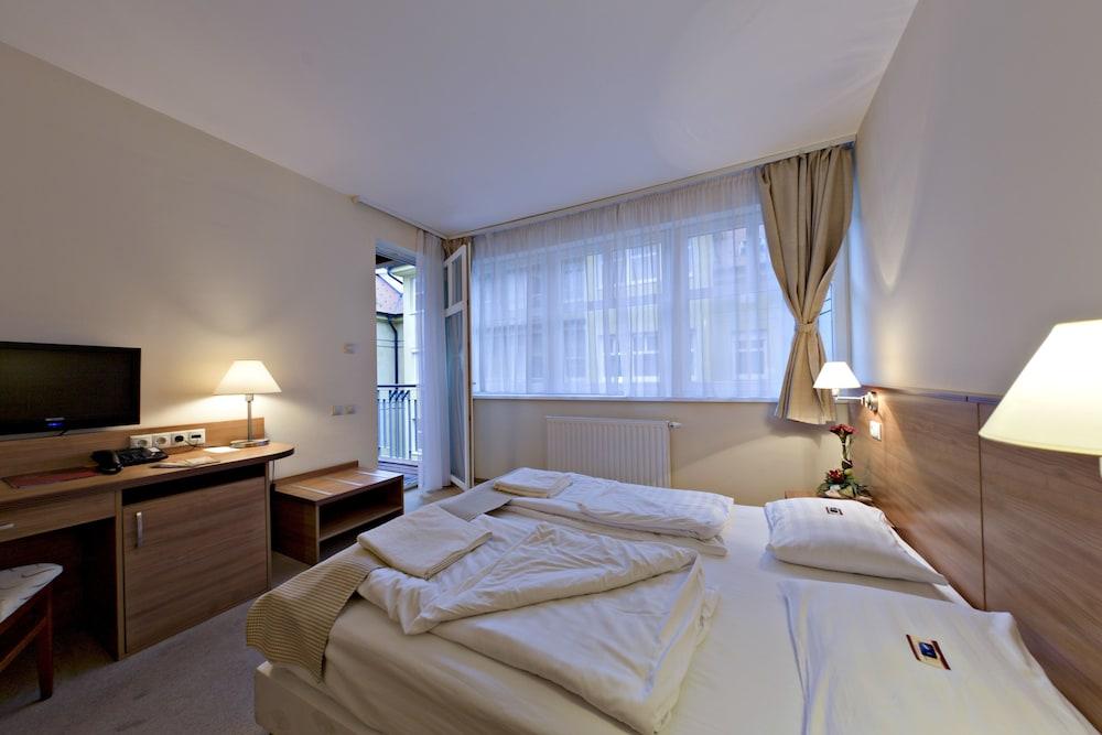 Hotel Civitas Sopron Eksteriør bilde