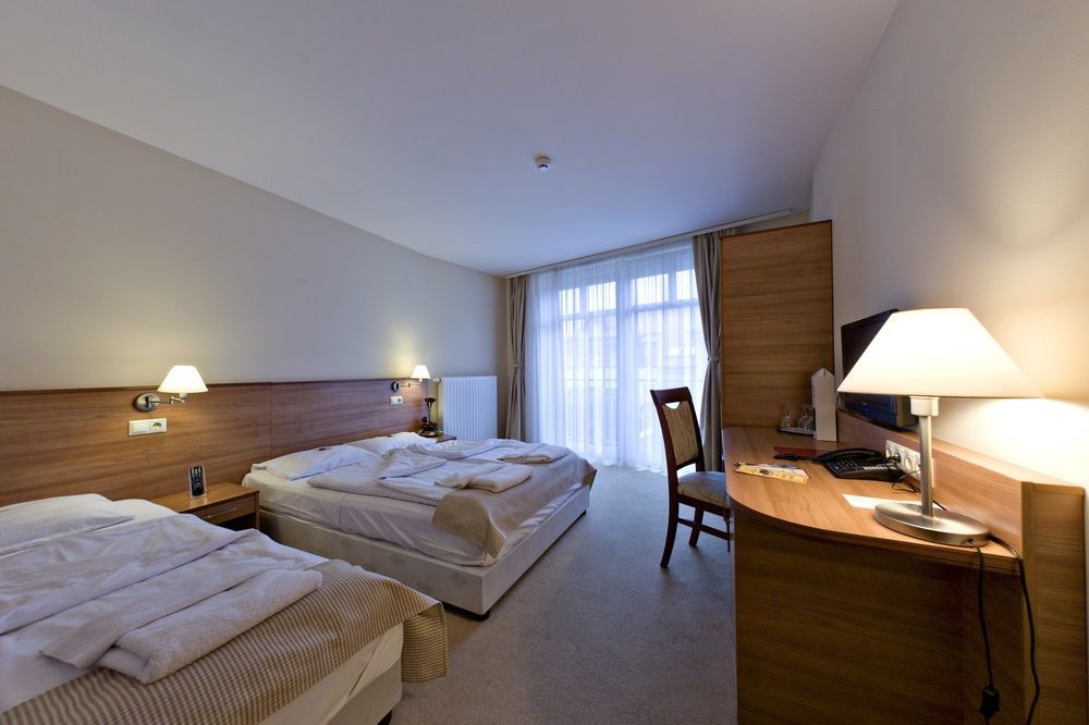 Hotel Civitas Sopron Eksteriør bilde